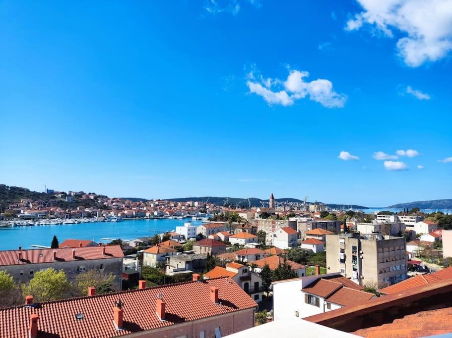 Bird View Apartment Carlissima Trogir Eksteriør bilde